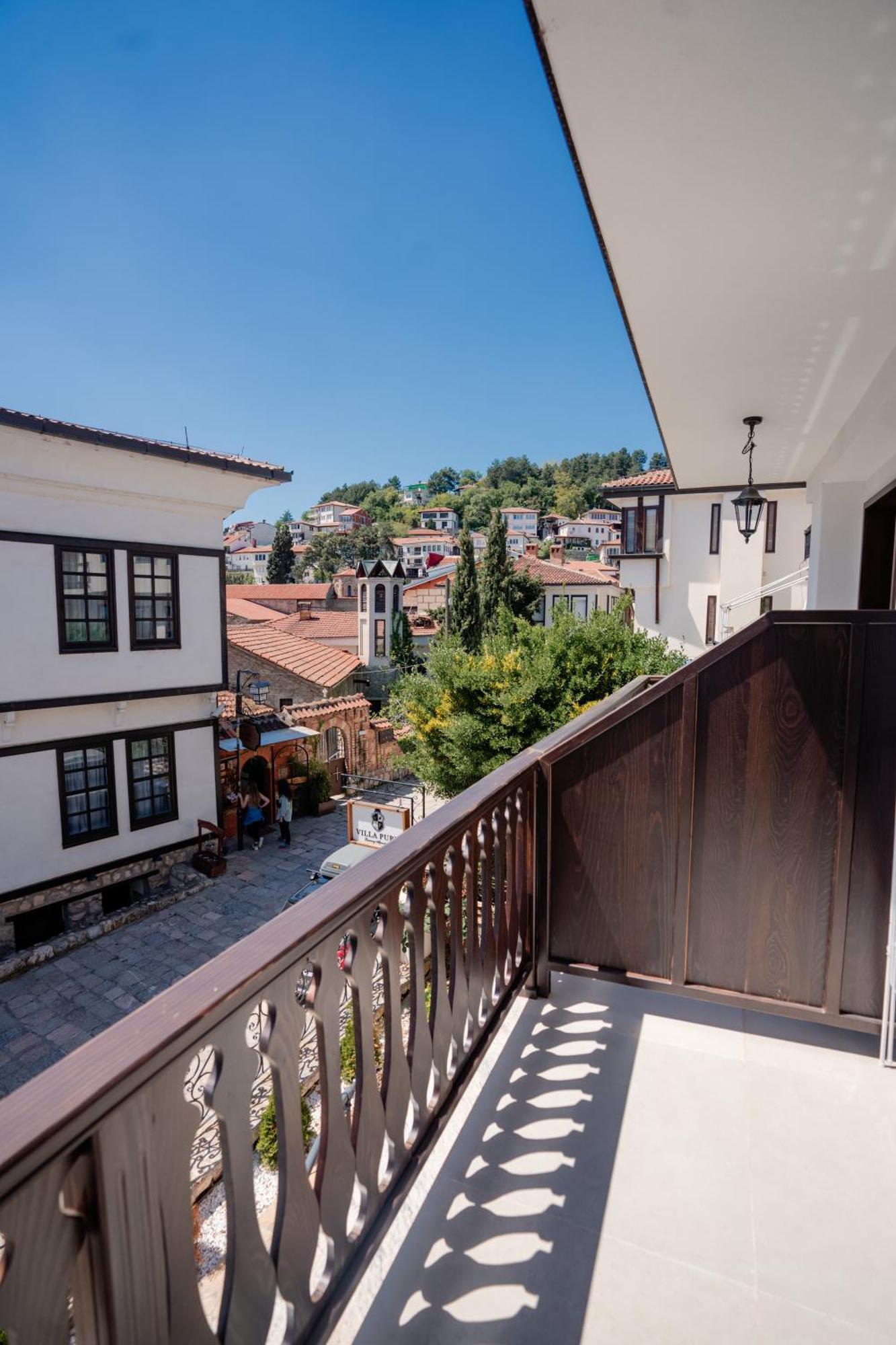Pupin Saraiste Apartment *