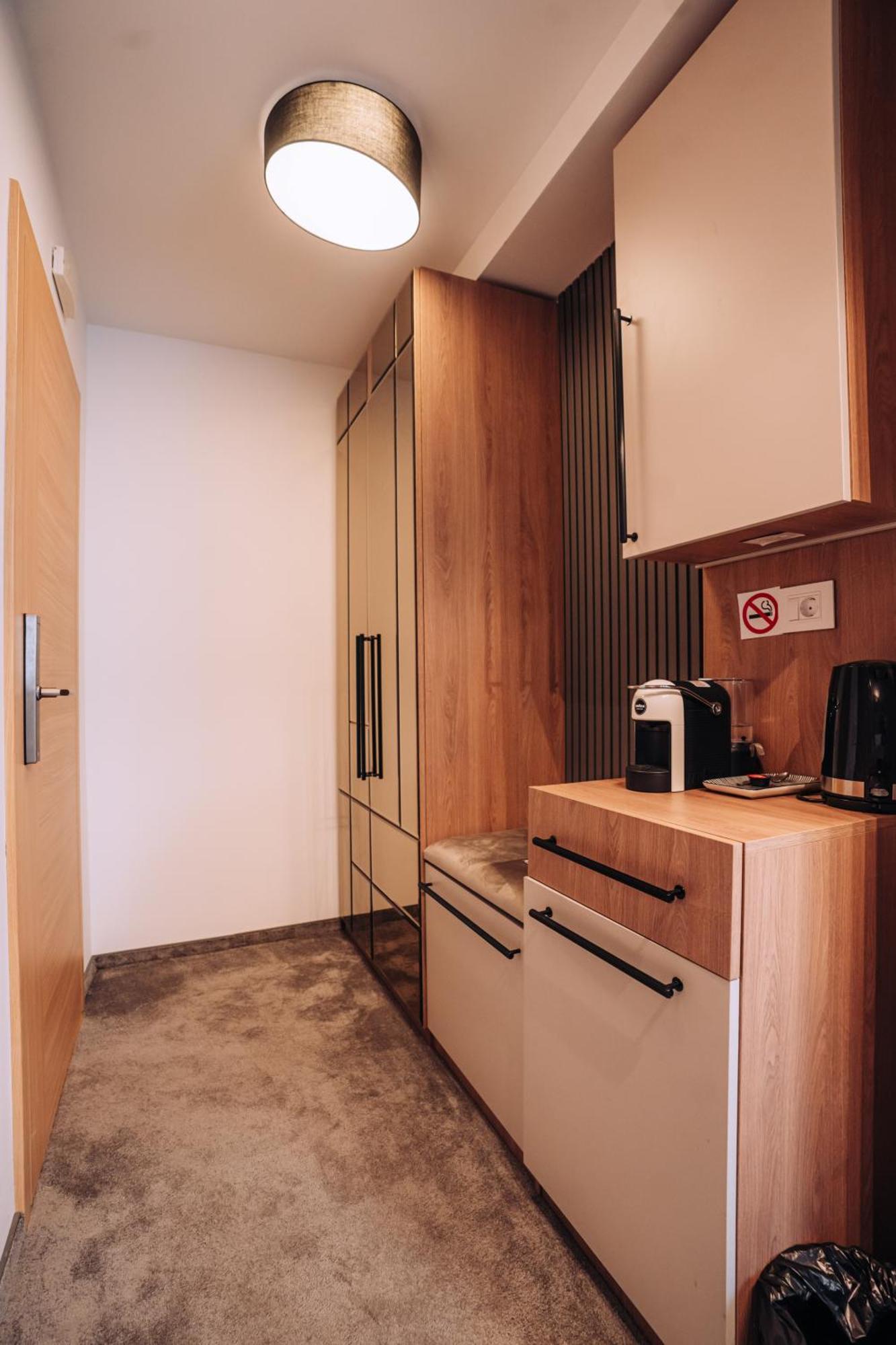 Pupin Saraiste Apartment